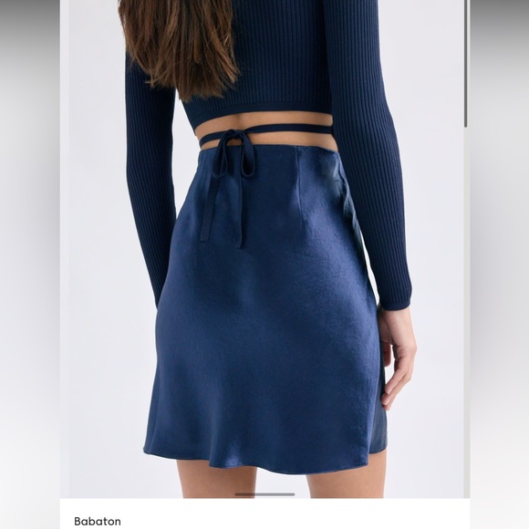 Aritzia Babaton Slip Satin Mini Skirt in Navy - Picture 3 of 6